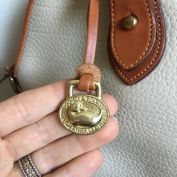 Vintage Dooney and Bourke Bag - Picture 7 of 8
